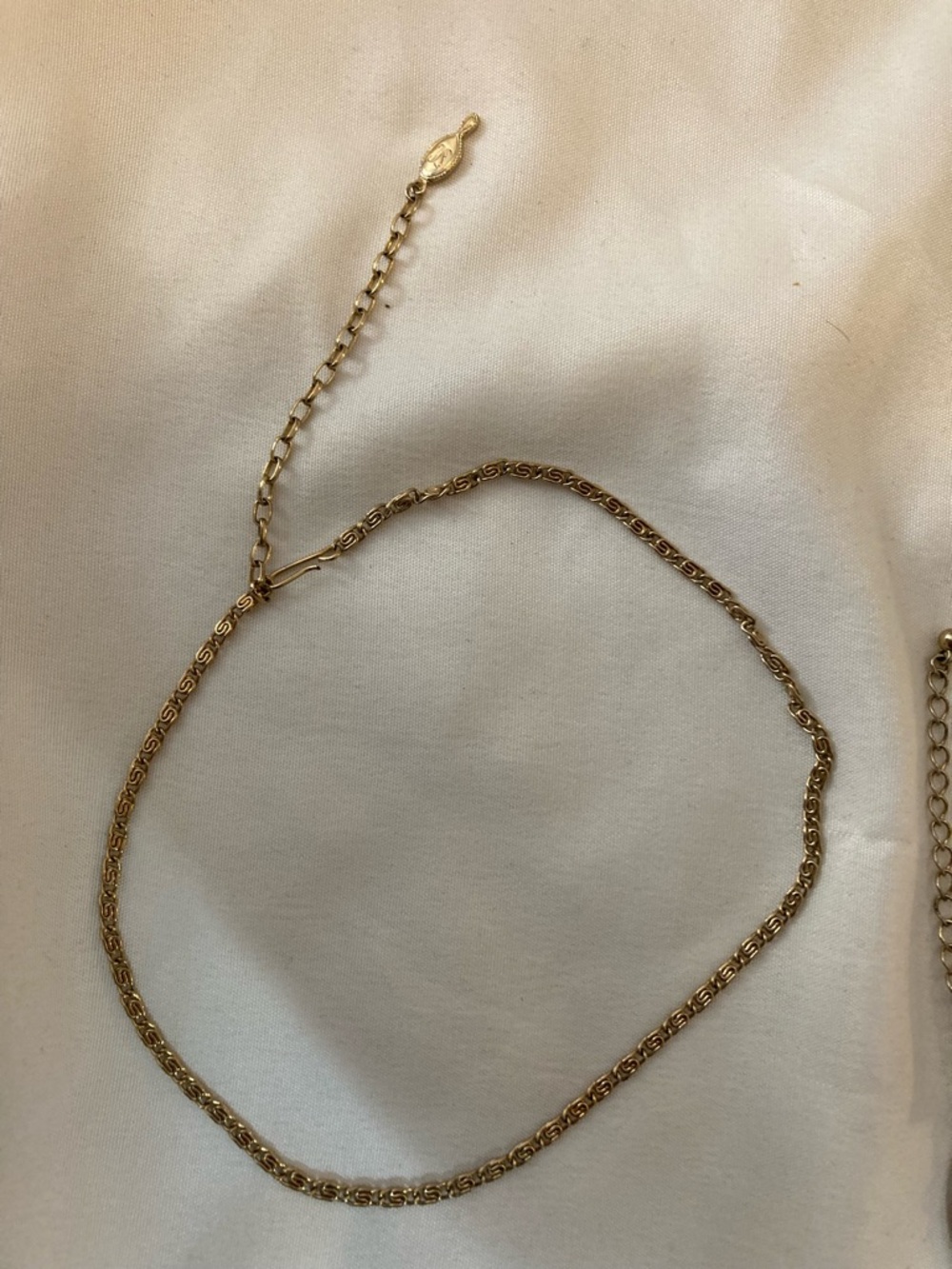 Vintage Sarah Coventry Gold Tone Chain Necklace